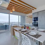 Apartament Stunning In A Location With Views Ta Xbiex