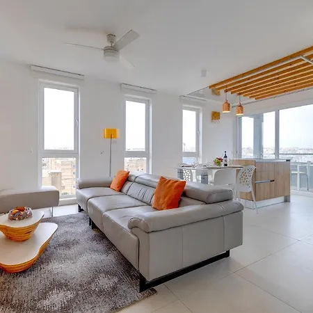 Stunning In A Location With Views * Ta Xbiex