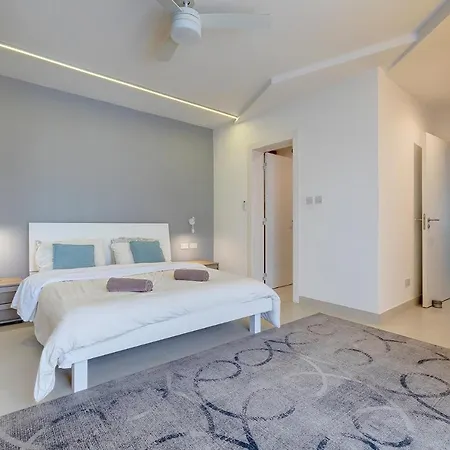 Stunning In A Location With Views Ta Xbiex