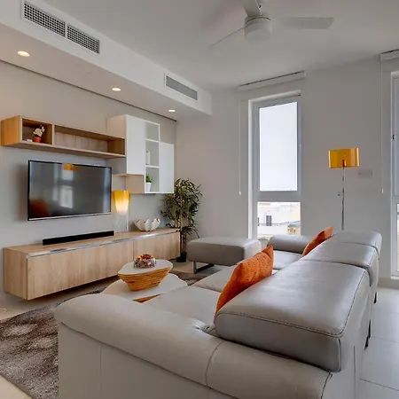 Stunning In A Location With Views * Ta Xbiex