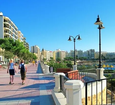 Appartement Stunning In A Location With Views